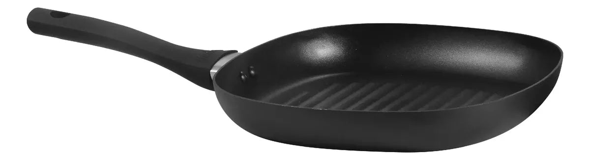 Kit Hudson: Molinillo Negro 20cm + Cacerola Antiadherente Negra 28cm + Bifera Negra 26cm