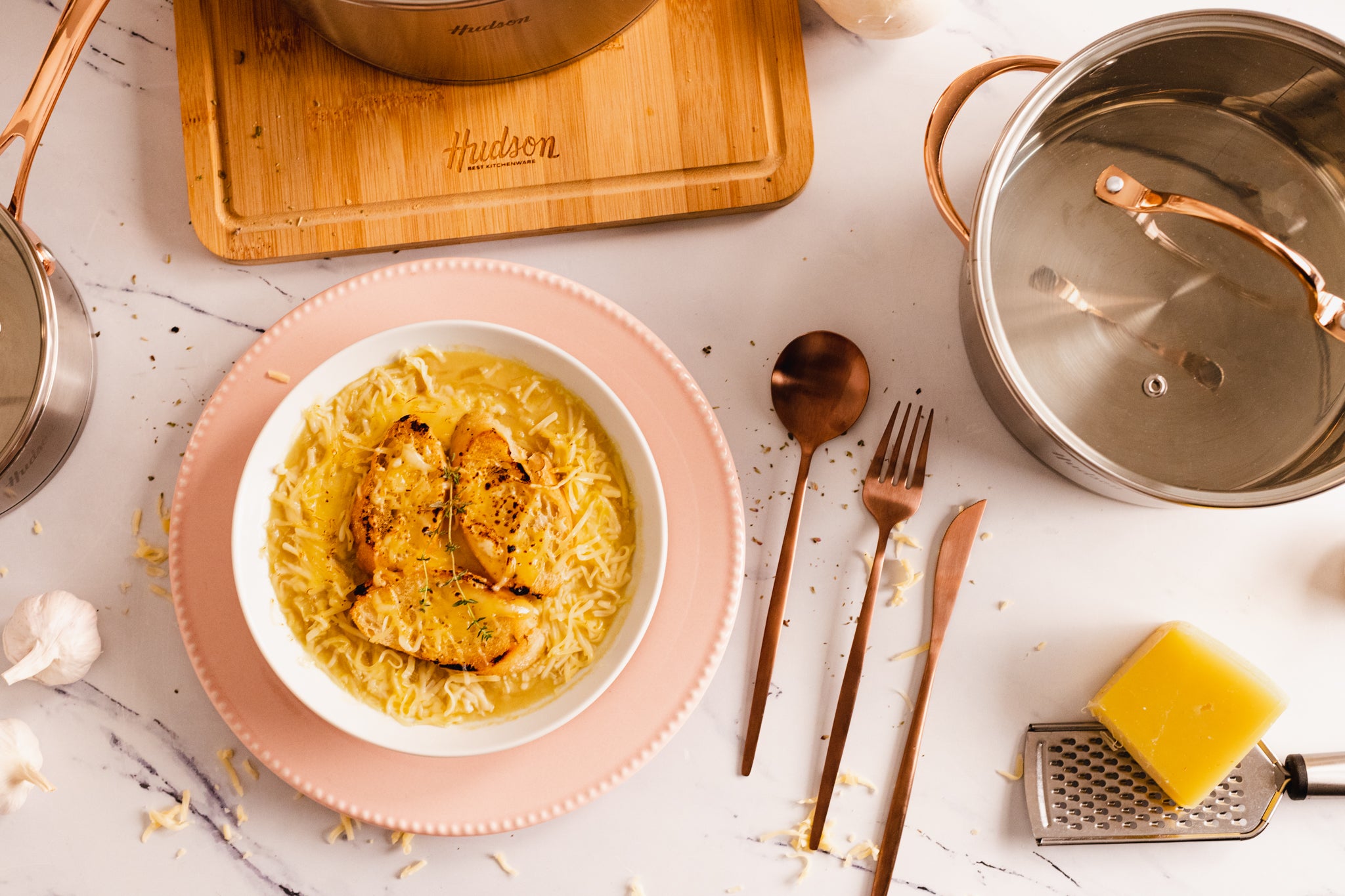 Sopa francesa de cebolla.